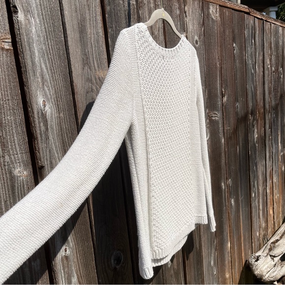 Banana Republic knit tan sweater size small - Picture 13 of 17